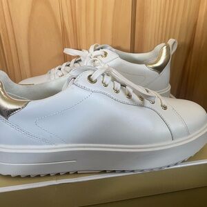 Micheal Kors sneakers